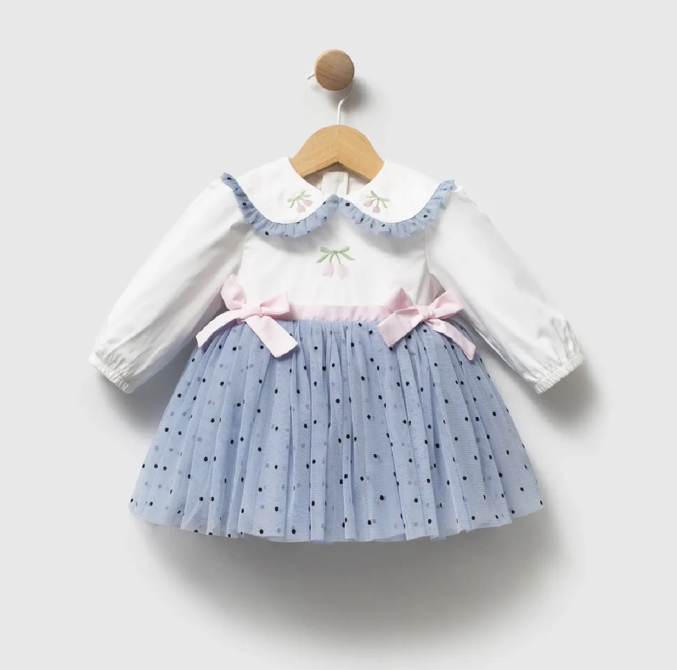 puffy blue autumn dress