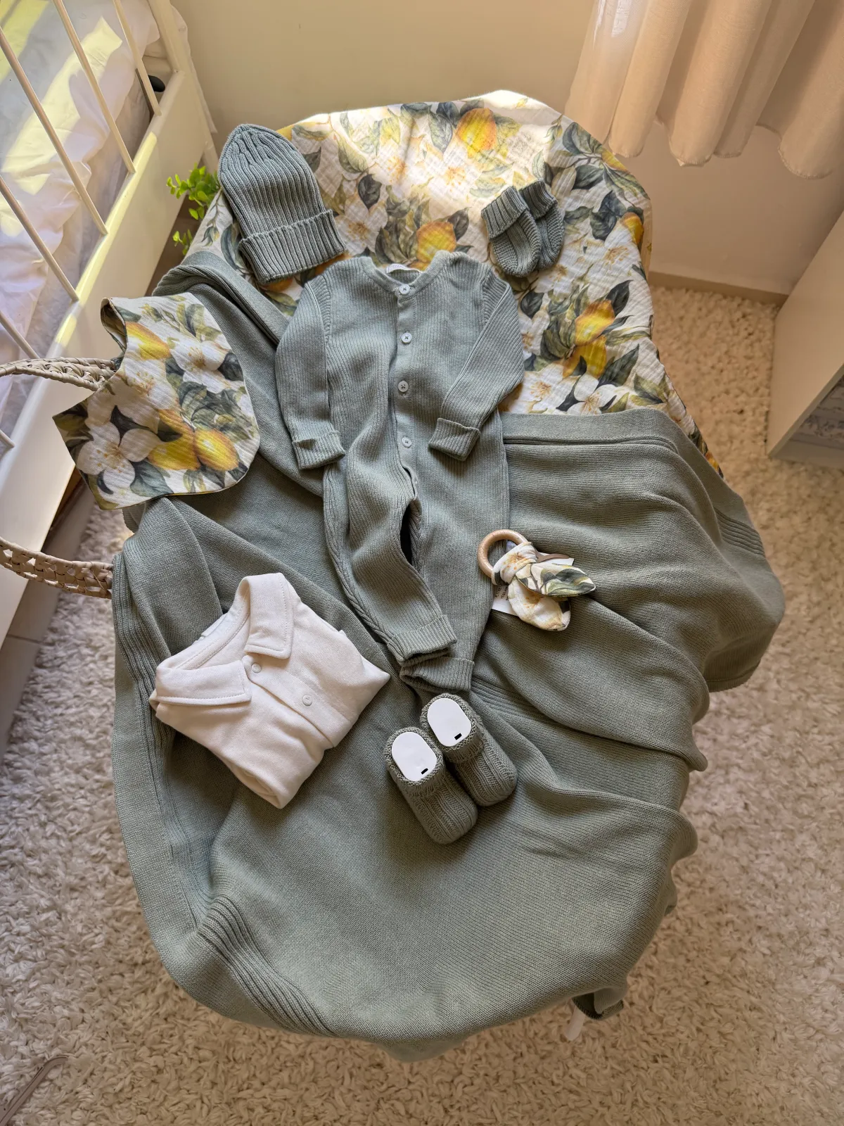 9-piece wool set, lemon scent